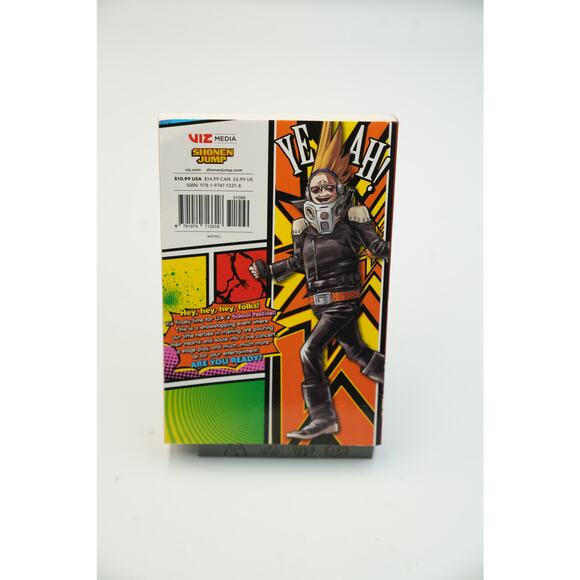 My Hero Academia Manga Lot of 3 Vol 4 + Vigilantes 10 + Ultra Analysis VIZ - Picture 4 of 8